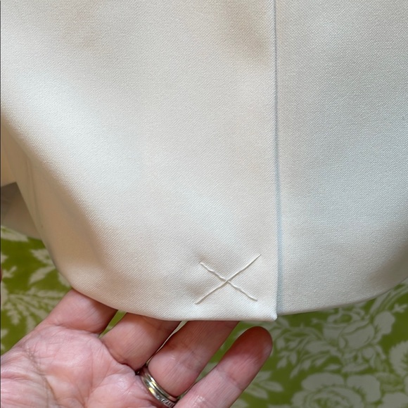 Lane Bryant Cream Blazer with Tailored Fit and Notched Lapels - Picture 5 of 8